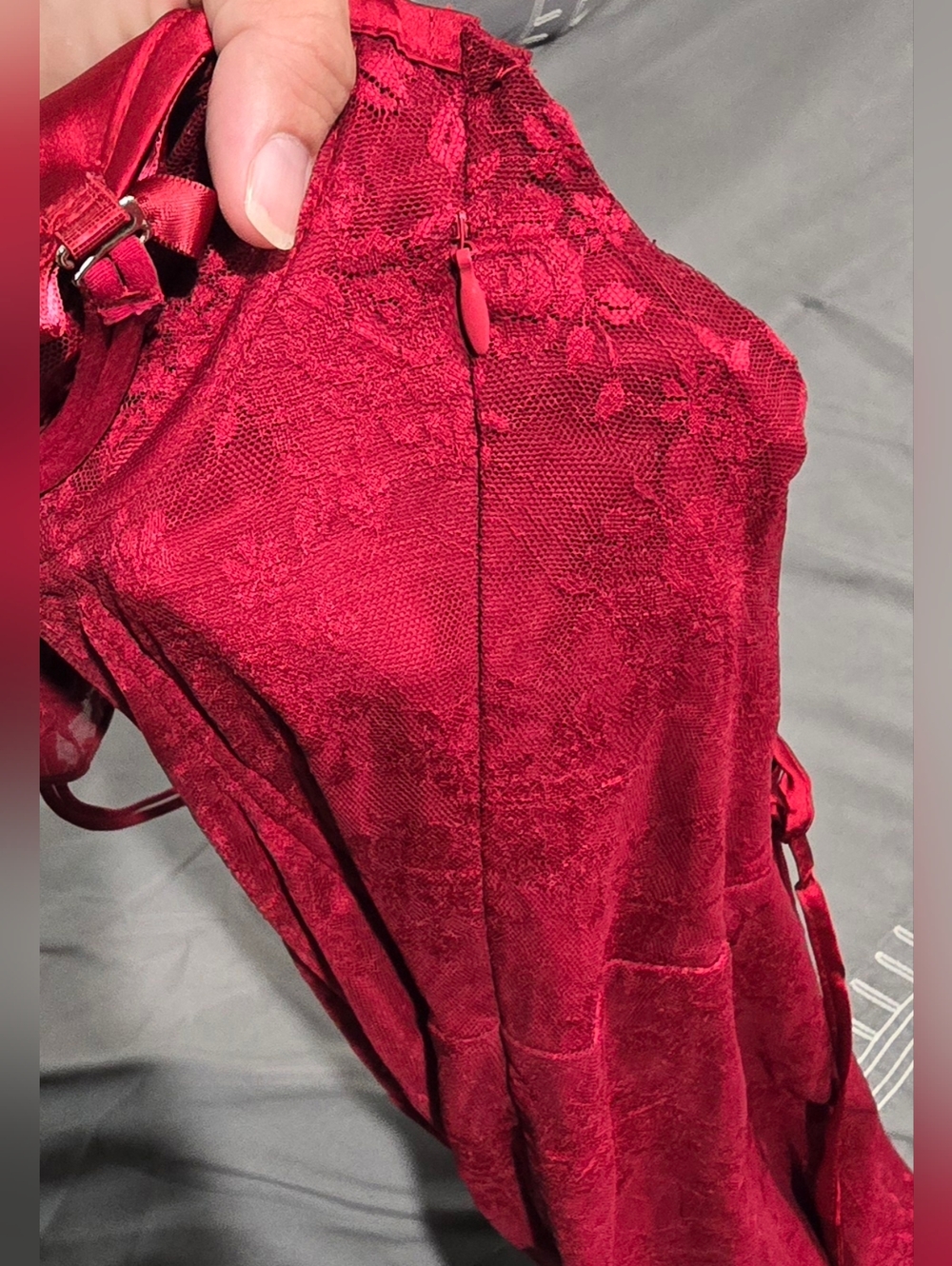 Outcast Dylan Maxi Dress In Red Lace Size XXS - Picture 11 of 13